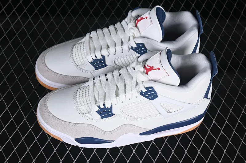 All categories Air Jordan Jordan series basketball shoes Air Jordan 4 GX foreign trade version Nk SB x Air Jordan 4 "Navy" AJ4 Joe 4 joint white and blue DR5415-100